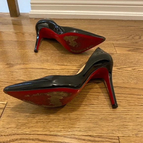 Christian Louboutin Pigalle 100 Black Patent Leather in size 37. - Picture 5 of 7